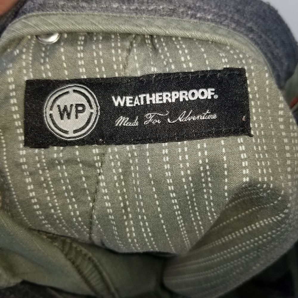 WP Weatherproof Shorts with Rip Stop Material - Picture 2 of 11